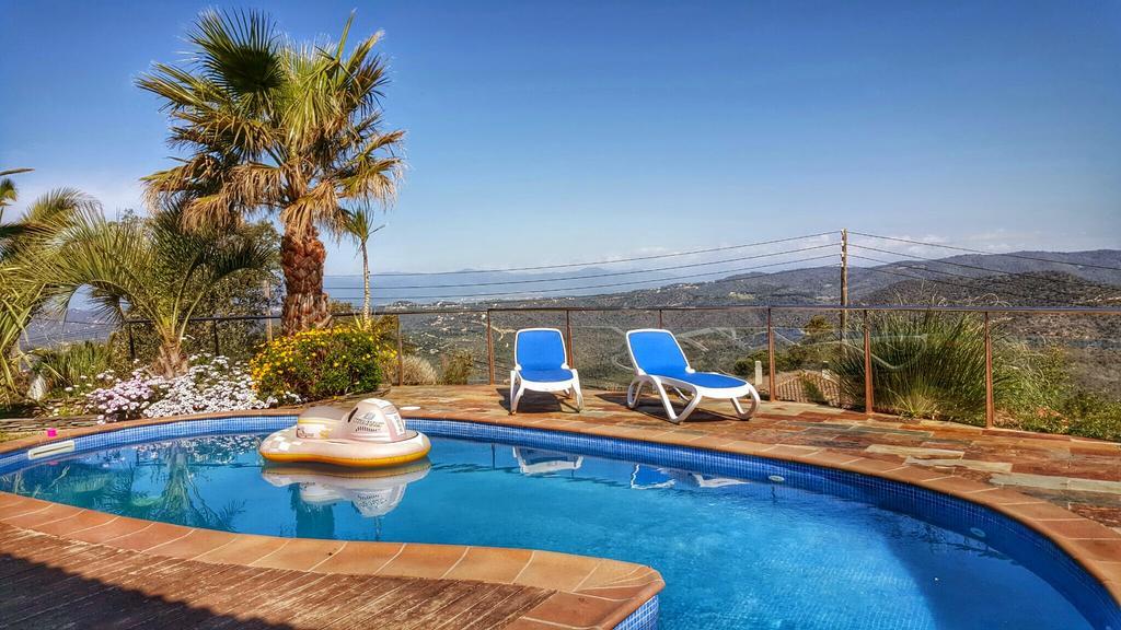 Villa Roselles Lloret de Mar Exteriör bild